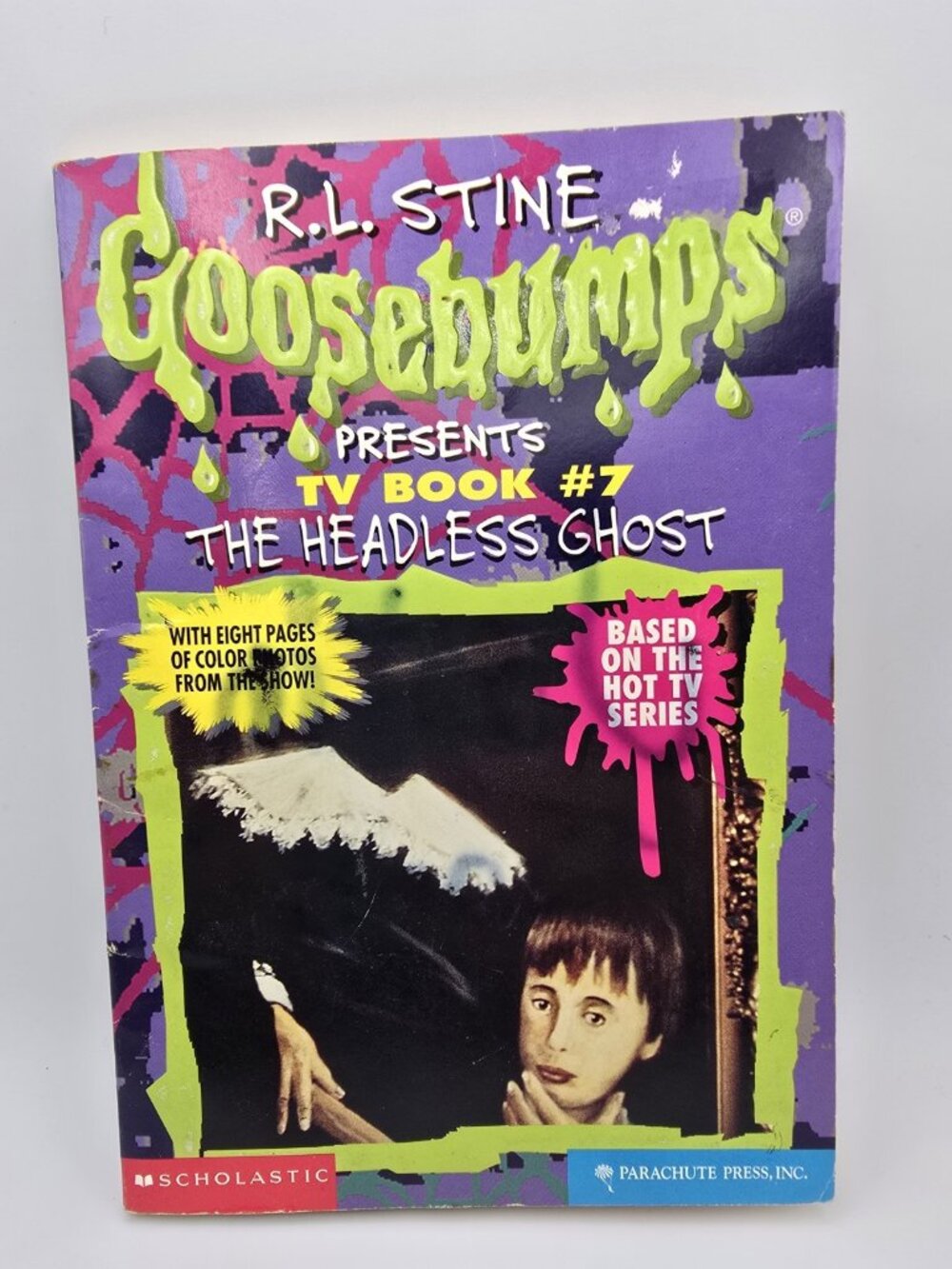 R.L Stine Goosebumps Pres. TV Book #7 The Headless Ghost Book 1996- FLAWS READ